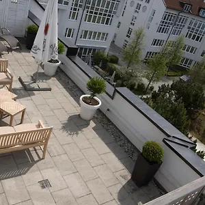 **** Hotel Munich Unterhaching, An Ihg Deutschland